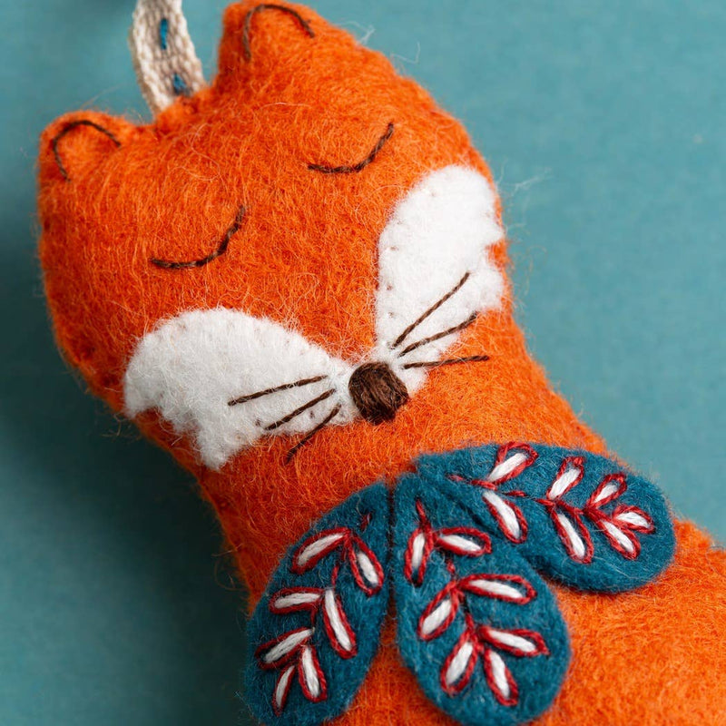 Folk Fox Felt Craft Mini Kit