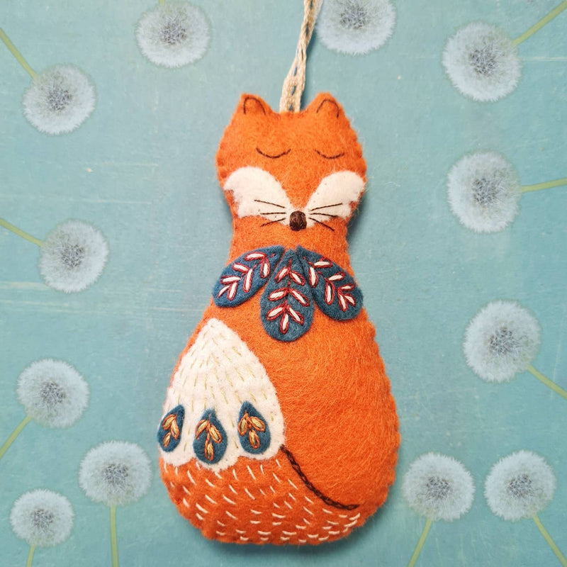 Folk Fox Felt Craft Mini Kit