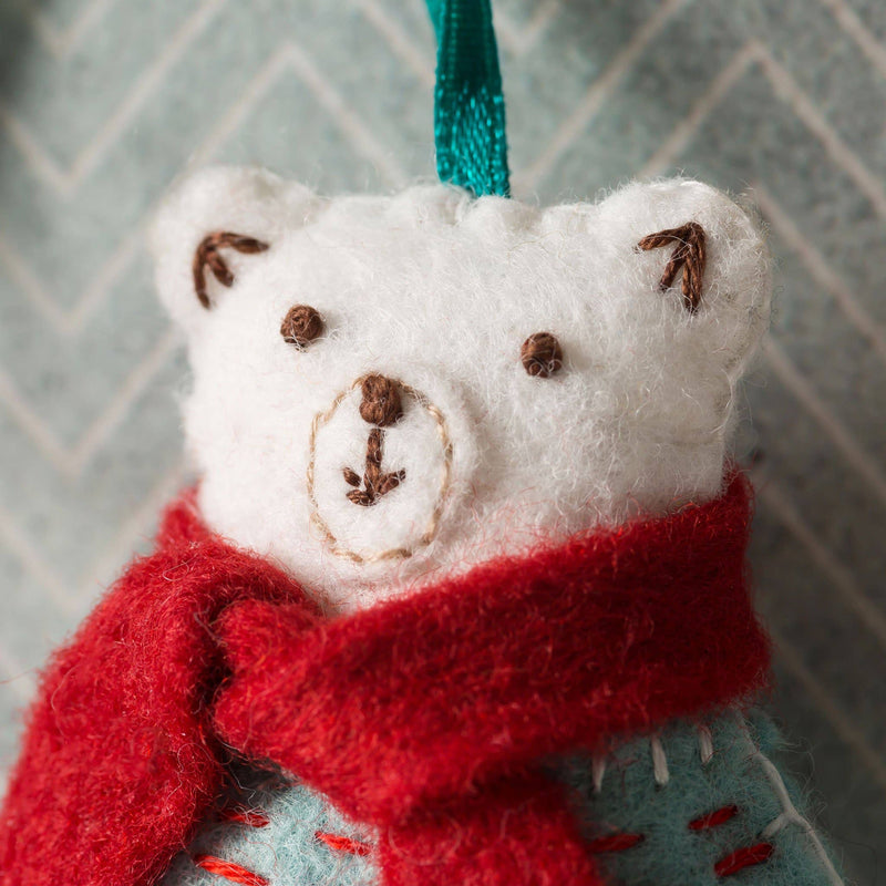 Polar Bear Felt Craft Mini Kit