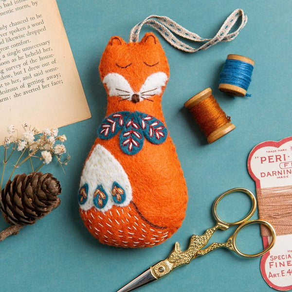 Folk Fox Felt Craft Mini Kit