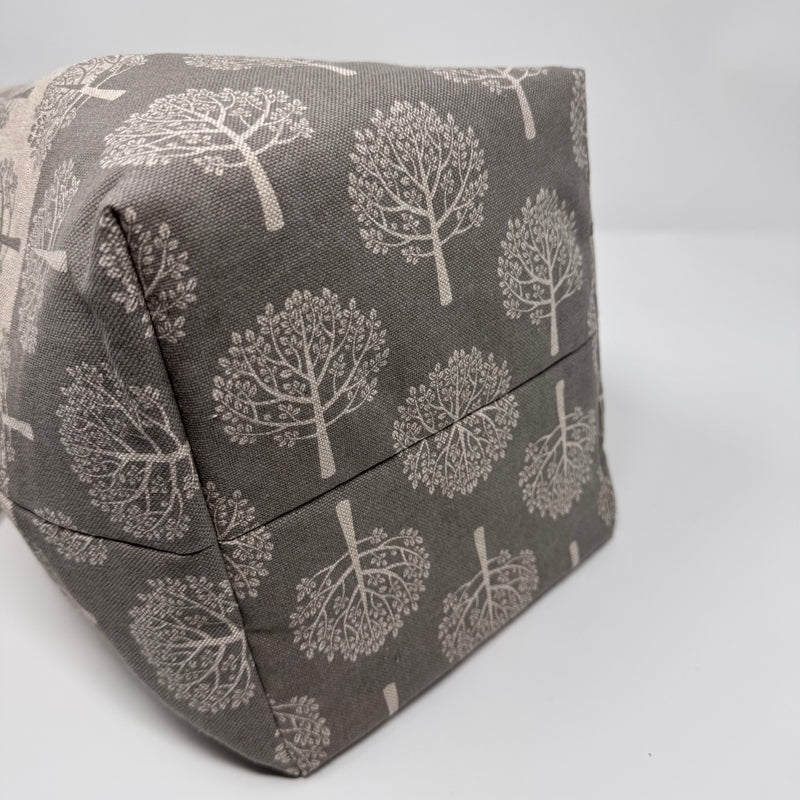 Into the Woods Project Bag – Large (Natural/Grey Trees with Dark Grey/Natural Trees Base)