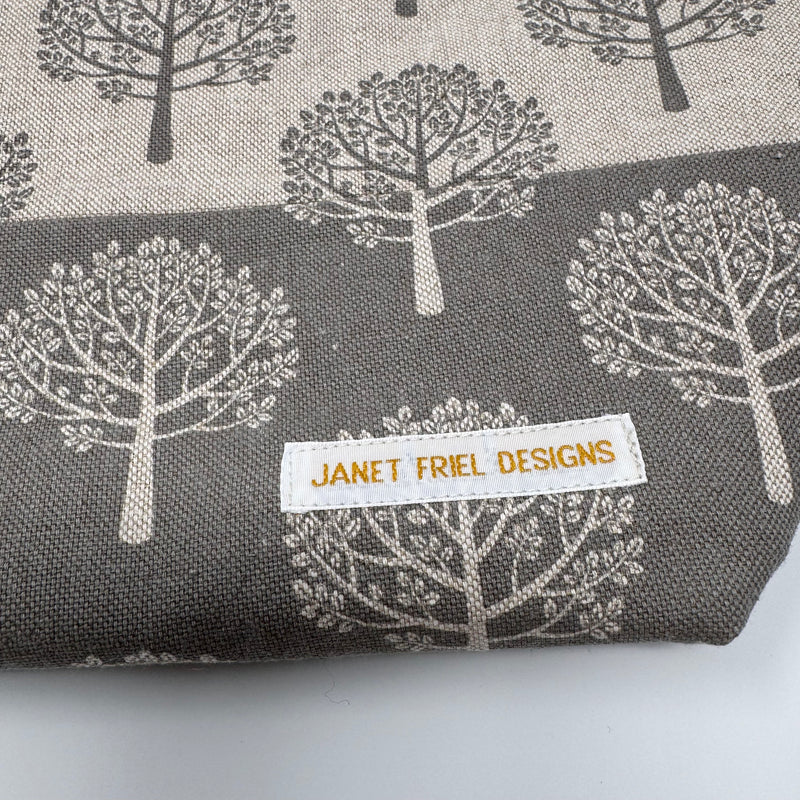 Into the Woods Project Bag – Large (Natural/Grey Trees with Dark Grey/Natural Trees Base)