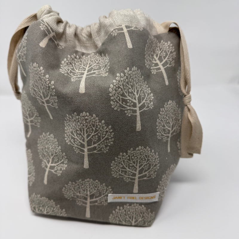 Into the Woods Project Bag – Medium (Grey/Natural Trees)